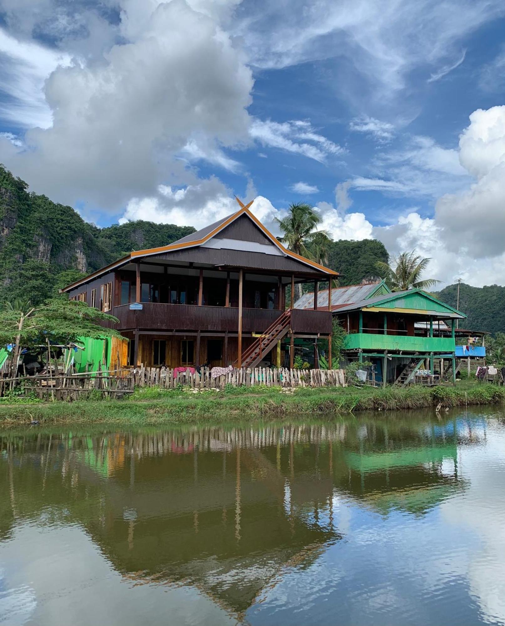 Nasrul House Homestay For Backpackers Maros Exterior photo