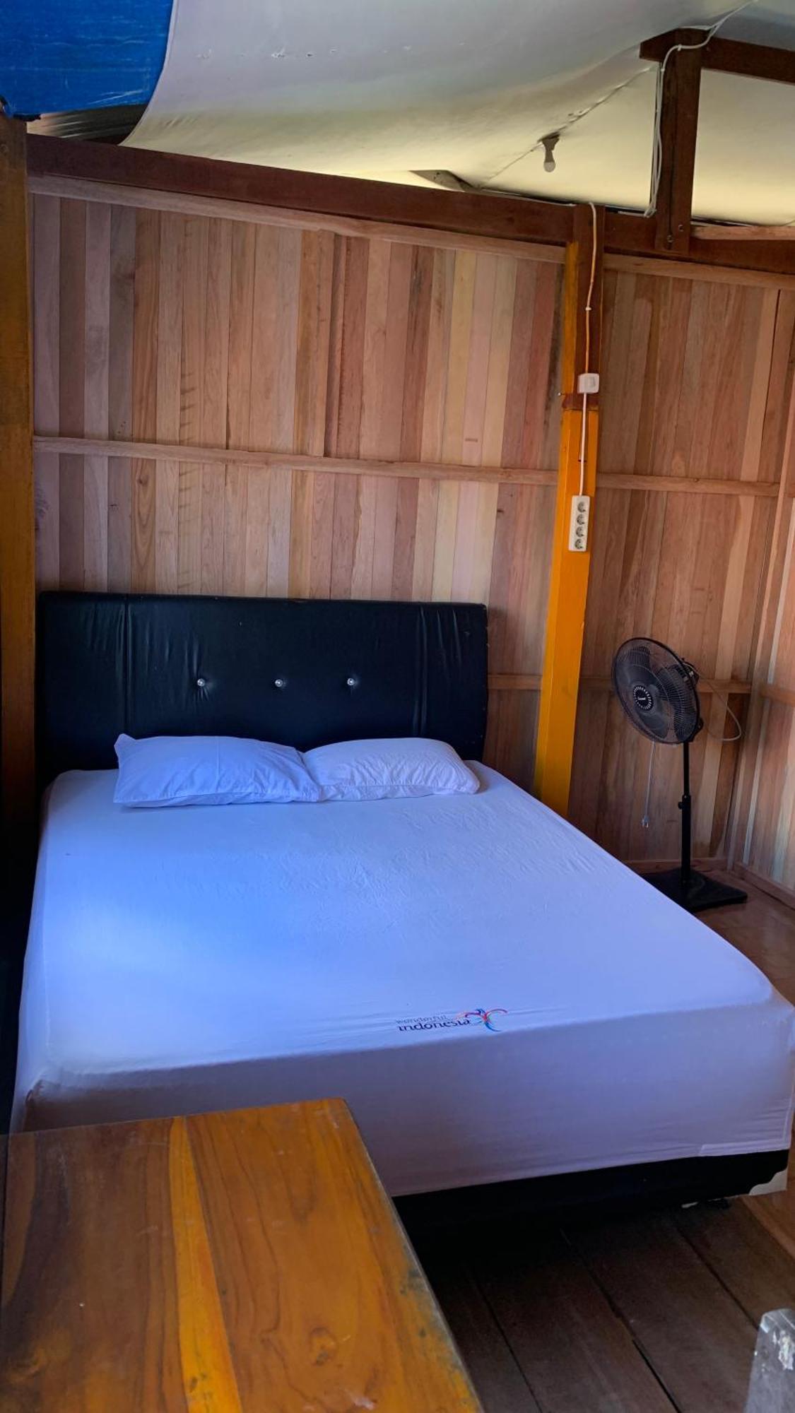 Nasrul House Homestay For Backpackers Maros Exterior photo